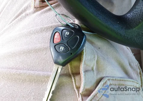 2008 Toyota Rav4 из США, поврежденный, VIN JTMBD33V286078293